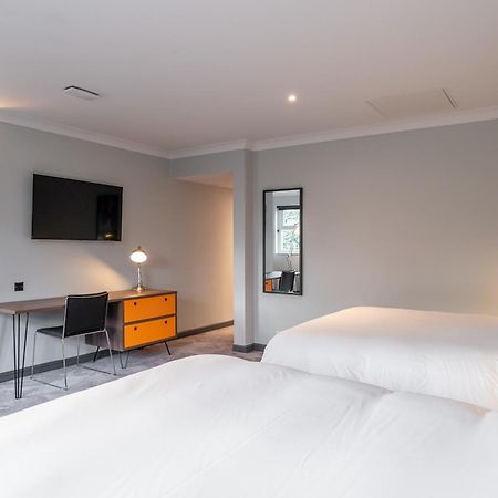 Village Hotel Chester St David'S Ewloe Екстер'єр фото
