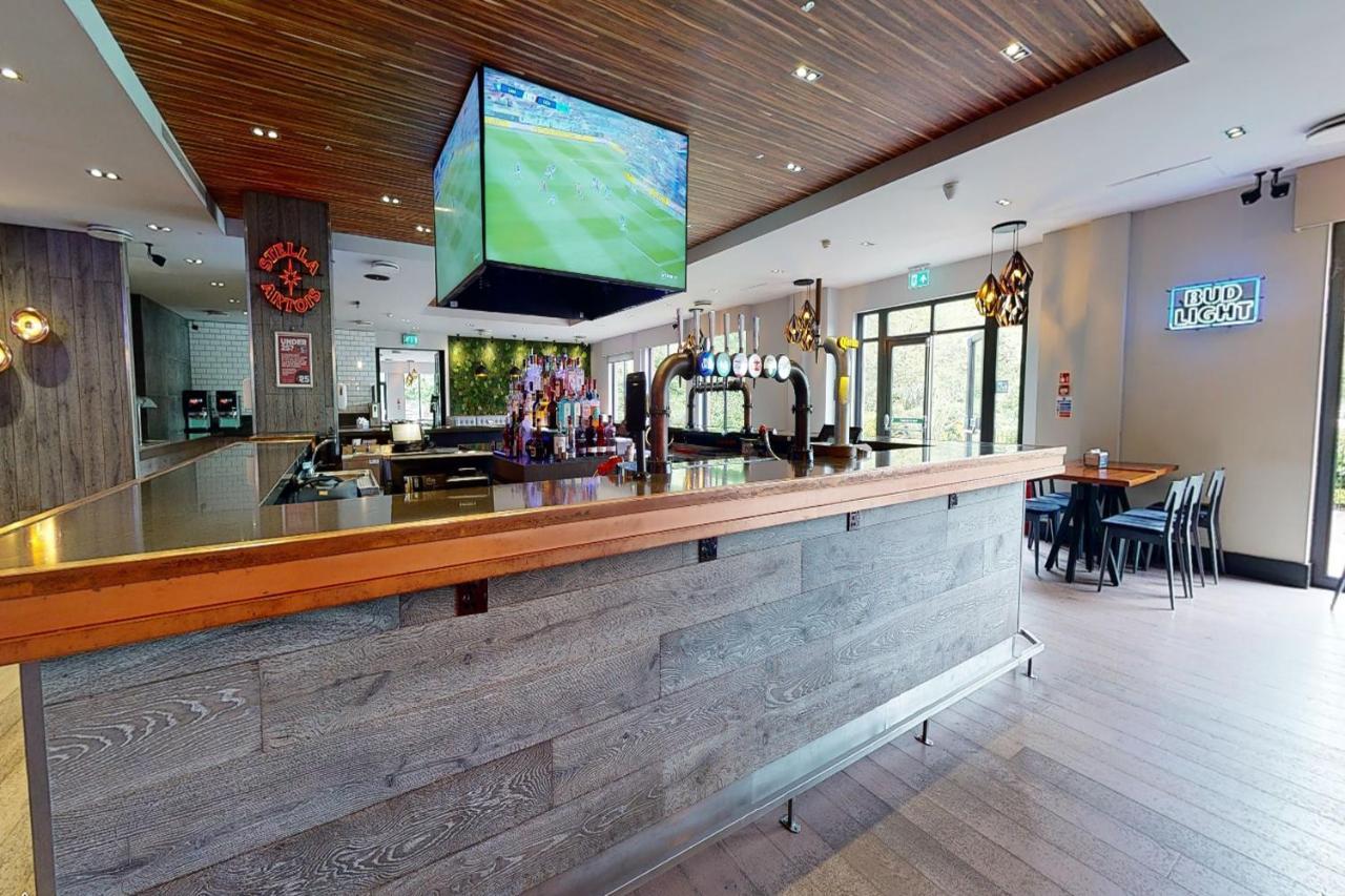 Village Hotel Chester St David'S Ewloe Екстер'єр фото
