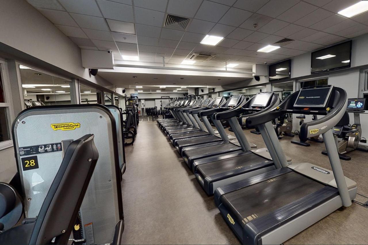 Village Hotel Chester St David'S Ewloe Екстер'єр фото